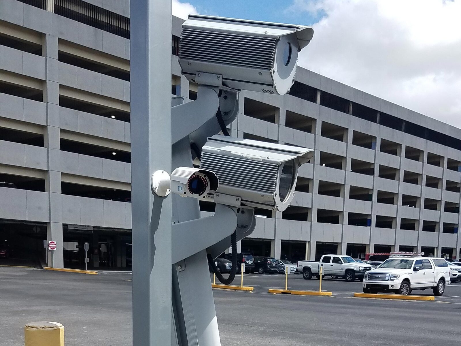 License Plate Recognition and QR Codes Enable Contactless Parking